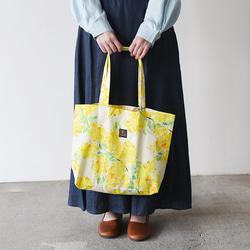 「Mimosa」還有原創織物手提袋和環保袋可供選擇。 第3張的照片