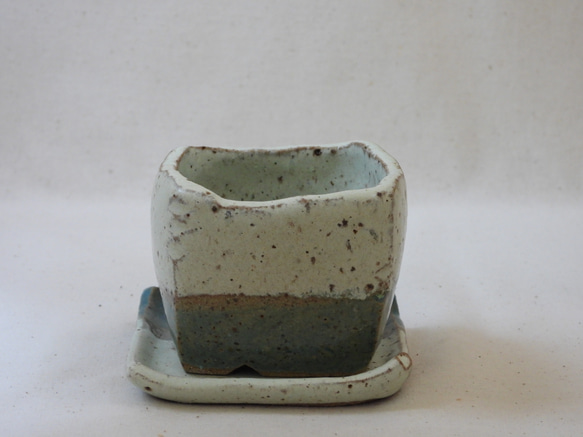 砂粒角植木鉢(皿付き) 4枚目の画像