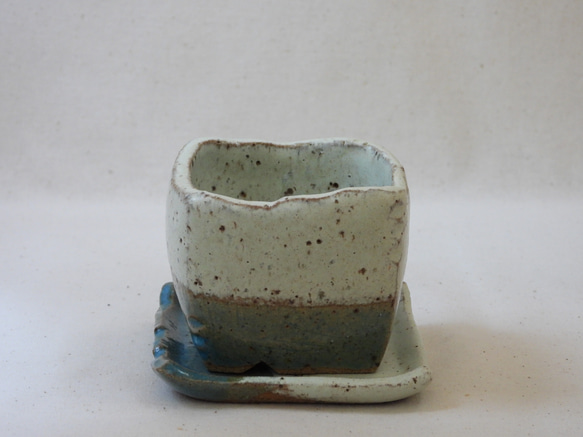 砂粒角植木鉢(皿付き) 2枚目の画像