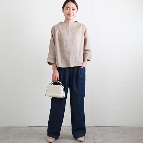 ハンドメイド ボトルネックのプルオーバー Mサイズ ベージュ