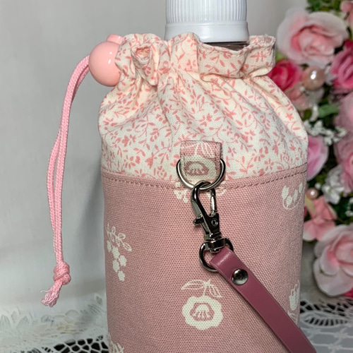 ペットボトルカバー　チェック＆ハート柄　ピンク　ハンドメイド ペットボトルカバー チェック＆ハート柄 ピンク ハンドメイド ペット