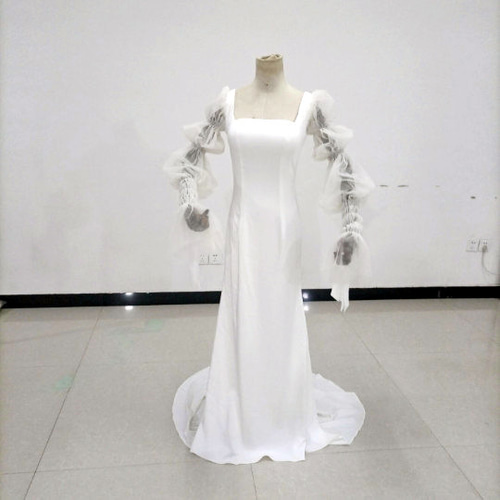 大人気上昇 豪華！ホワイト ウエディングドレス 姫袖 取り外し袖 