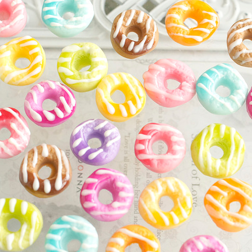 ミニチュアスイーツ　カラフルスイーツセット　ミニチュアフード　ハンドメイド 0_6e7738a740cca24d7e5126cb41a5
