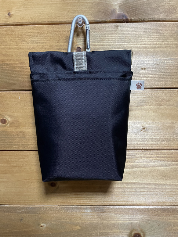 小型犬用　ナイロンオックス生地の消臭マナーポーチ　ブラック 1枚目の画像