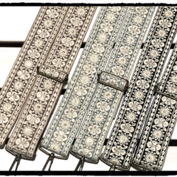 50mm太幅・斜め掛けショルダーストラップ★黒ベルト+黒オーガンジー地に生成り糸の花刺繍+スパンコールのインド刺繍リボン 7枚目の画像