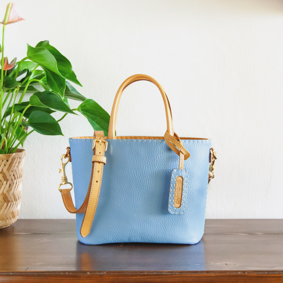 送料無料 2WAY 本革 ミニトートバッグ レザーショルダーバッグ 水色＋