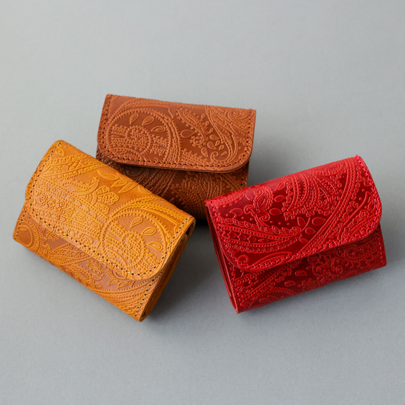 小さい財布 送料無料 栃木レザー ペイズリー型押し コンパクト ウォレット PABLO レッド 本革 ミニ財布 3枚目の画像