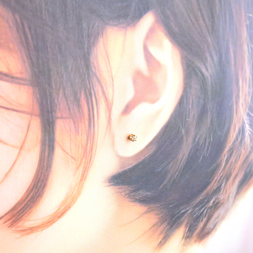 ピアス☆宝石質 ロシア産フェナカイト原石_220702 ピアス☆宝石質 ロシア産フェナカイト原石_220702 - メルカリ