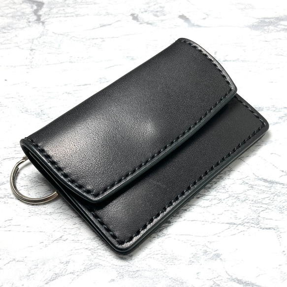 本革 ミニ財布 栃木レザー 黒 コンパクト財布 キーリング付き 小さい財布 スマートに持ち歩く機能的なミニ財布｜キーリング付き カード