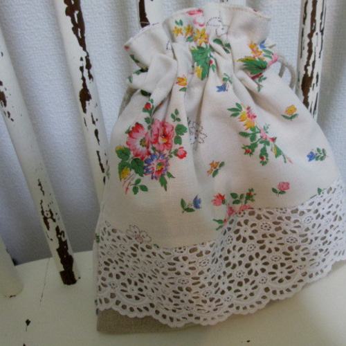 フランスアンティークファブリック可愛いピンクのお花のブーケ柄と