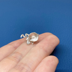 つるがくるりん。あさがおのイヤーカフ◇朝顔　夏　ピュアシルバー 片耳用 イヤカフ カフス お花 フラワー 小さい 8枚目の画像