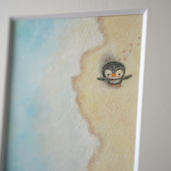 【原画・マットフレーム付き】「ペンギンさん海辺をお散歩♪」　砂浜　波　夏　パステルアート　動物　かわいい　イラスト 2枚目の画像
