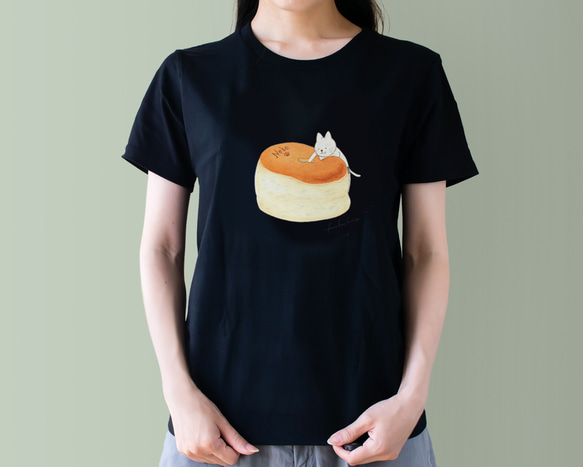 【Mサイズ】スフレチーズケーキとネコぱんのTシャツ 黒 レディース【短期発送】 3枚目の画像