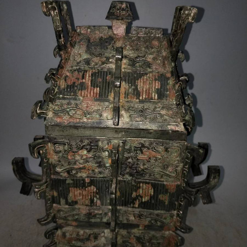 青銅器 青銅製 神獣紋 青銅彝 方彝 賞物 置物 希少唐物 珍品 8