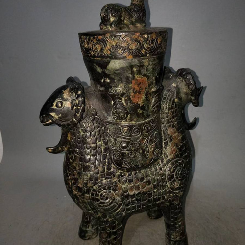 古代中国の青銅製？　大羊置物？ 青銅器 青銅製 銘文 雙羊尊 青銅尊 賞物 置物 珍品希少 唐物 8