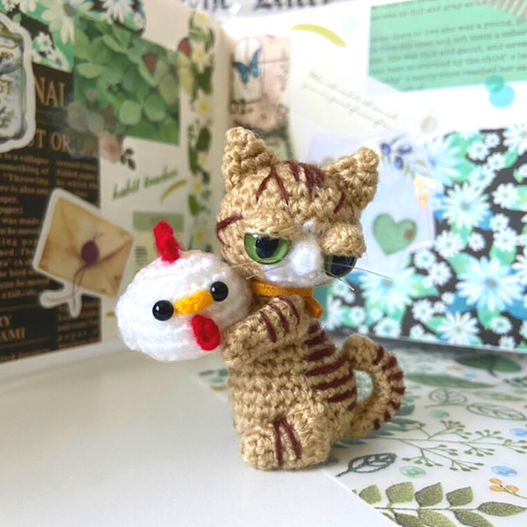 ゆ*い様 ハンドメイド刺繍キーホルダー　白文鳥と茶トラさん ゆ*い様 ハンドメイド刺繍キーホルダー 白文鳥と茶トラさん 首