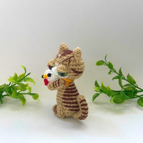 バブーシュカの茶トラ猫さんのあみぐるみ ハロウィン茶トラ猫の魔女♡あみぐるみ☆受注製作品 あみぐるみ
