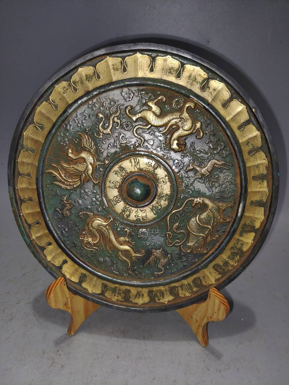 銅鏡 中国古玩 古銅 古鏡　四大神獣の 風水の置物 銅鏡 中国古玩 古銅 古鏡 四大神獣の 風水の置物｜Yahoo!フリマ