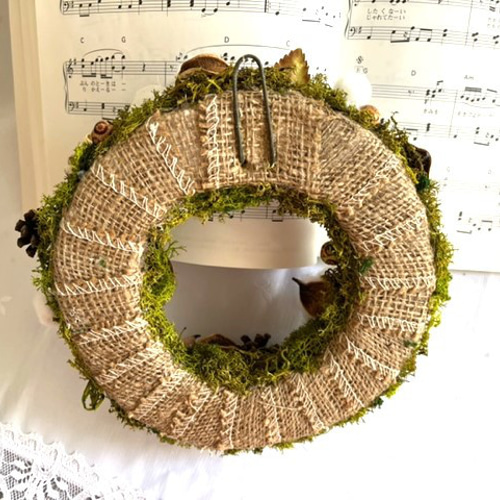 秋・冬リース③「松ぼっくりと綿の実のカントリーリース 」 ＃玄関の