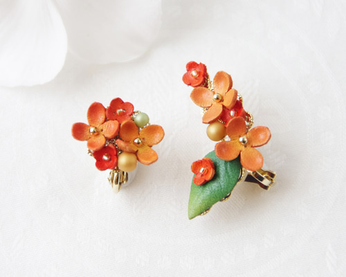 手染めレザー＊金木犀のイヤーカフセット【メルマガ・特集掲載