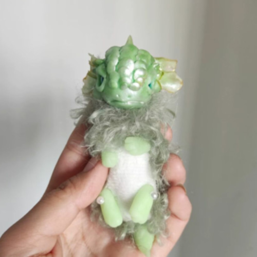 ハンドメイドのモンスターのお人形です ぬいぐるみ 兎兎 通販
