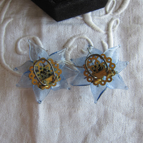 フランスヴィンテージ イヤリング花ブルースター ガラス細工 リメイク  