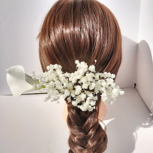 カラーリリィ×大粒のカスミ草　髪飾り ヘッドドレス 結婚式  成人式 前撮り 白無垢 和装 ヘアアクセサリー 1枚目の画像