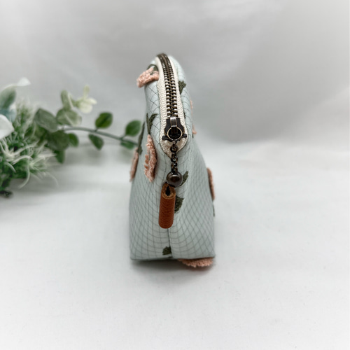 ミナペルホネン skip mint シェル型ポーチ 化粧ポーチ 小物入れ ポーチ