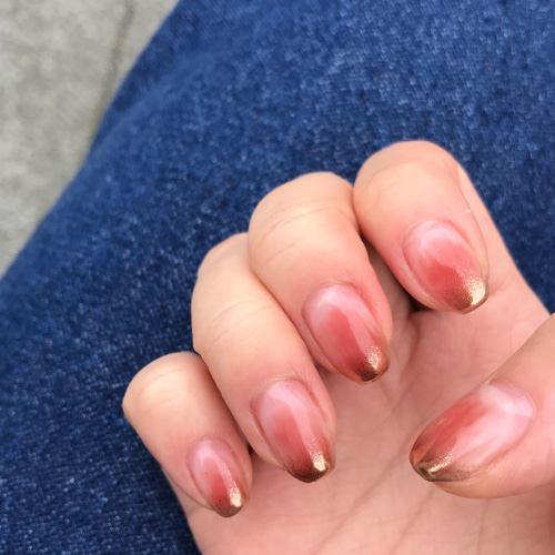 シンプル可愛いNo.1♡ネイルチップ クリアレッドとゴールドフレンチの  