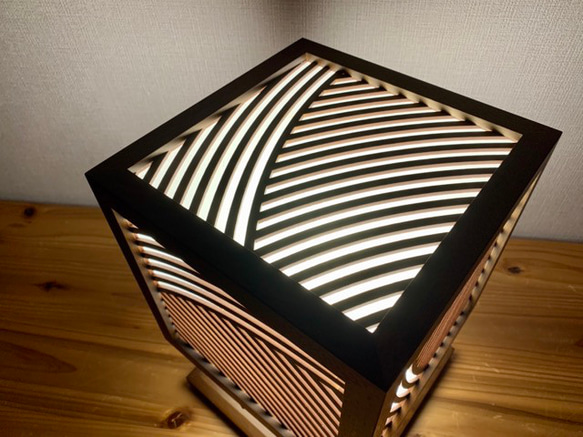 和室照明 テーブルランプ 和の灯り 和モダン 癒し 和紙  なみ-テーブルランプ ウォールナット 八木研Relax 6枚目の画像