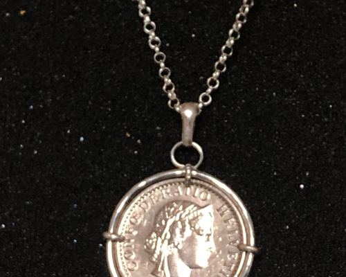 純銀 競馬 ペンダント？ 純銀コインフレームペンダント ネックレス・ペンダント SILVER