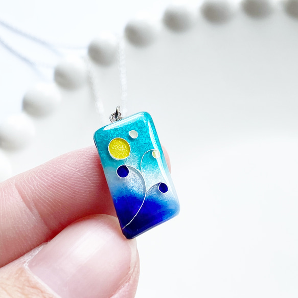 海 七宝焼のペンダント 純銀胎有線七宝 ネックレス・ペンダント hana