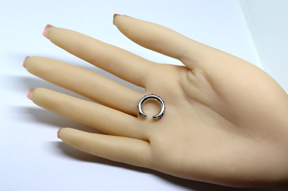 フープイヤーカフ・シルバー・片耳用・グルーデコ（バイオレット・ヴィンテージローズ） 8枚目の画像