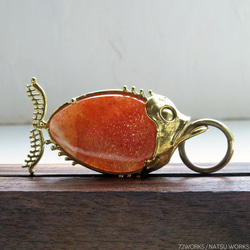 サンストーン フィッシュ チャーム / Sunstone Fish charms 1枚目の画像