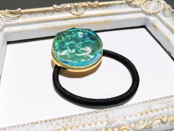 ターコイズブルーの海のヘアゴム /レジン / 波 / 水面 ヘアゴム 華昇