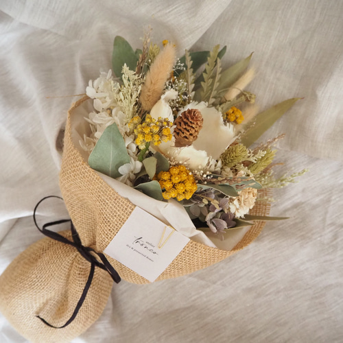 ジュートで包んだドライフラワーの花束 bouquet ドライフラワー