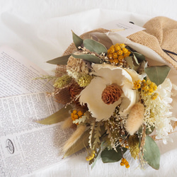 ジュートで包んだドライフラワーの花束 bouquet 1枚目の画像