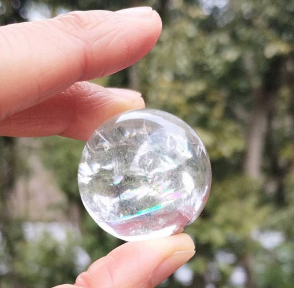 【送料無料】水晶丸玉 スフィア 31ミリ 3枚目の画像