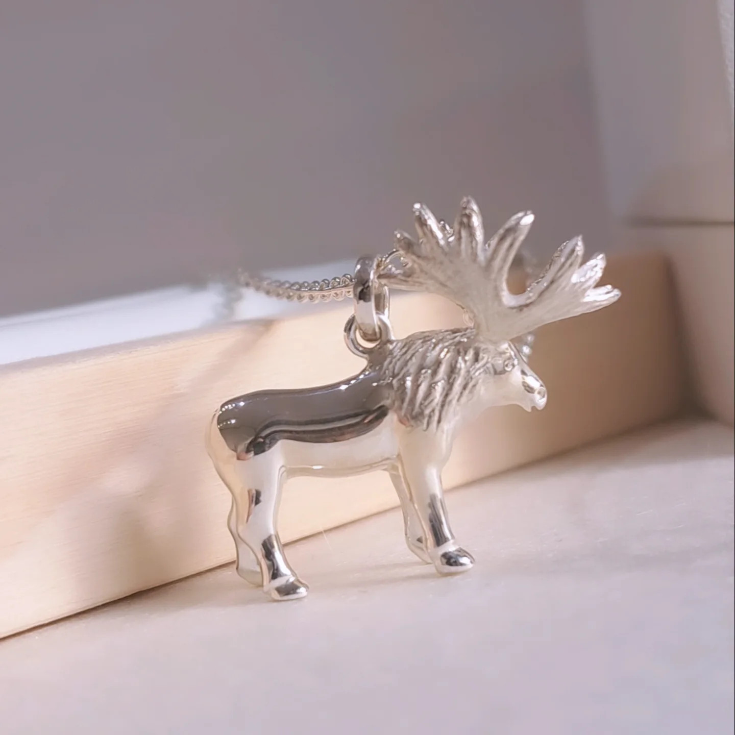 【鹿 ペンダントトップ】ヘラジカ 鹿ネックレス トナカイ 京都アクセサリー 京都プレゼント クリスマスプレゼント