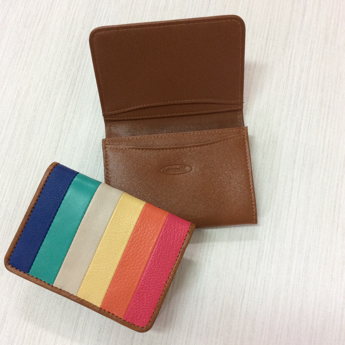 牛革ストライプ名刺入れ（キャメル）