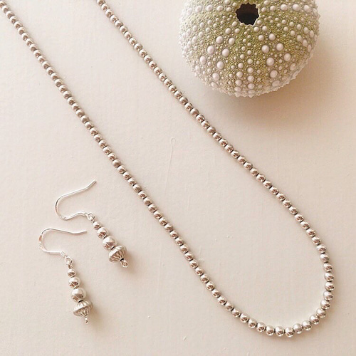 ナバホパール シルバービーズ チョーカーネックレス インディアン