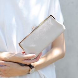 送料無料 イタリアンシボ がま口 長財布 ロングウォレット 軽量 国産 牛革 大容量 ホワイトベージュ 5枚目の画像