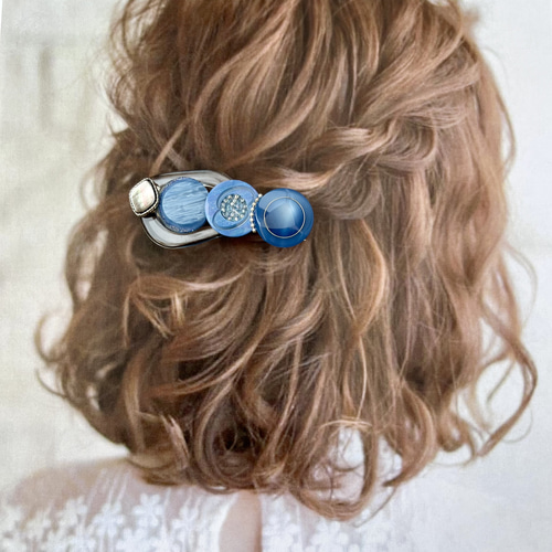 在庫なし✨秋冬 紺 アンティーク ビーズ 大人可愛い ヘアクリップ