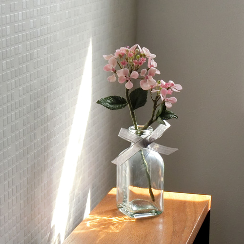 ✿【 粘土置物《初作特価》】「愛美（Ami）」がくあじさい