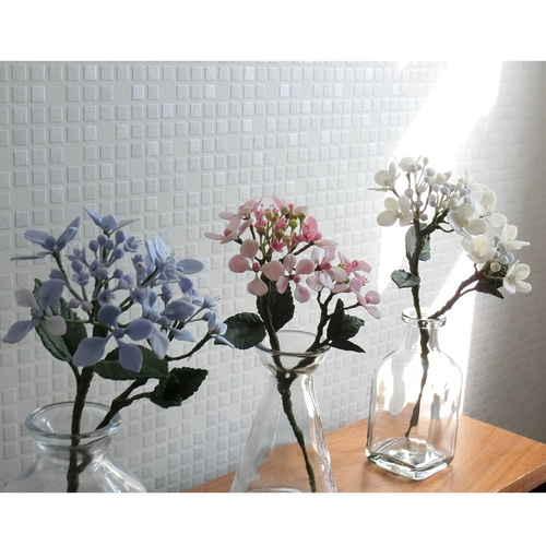 ✿【 粘土置物《初作特価》】「愛美（Ami）」がくあじさい・ピンク（1