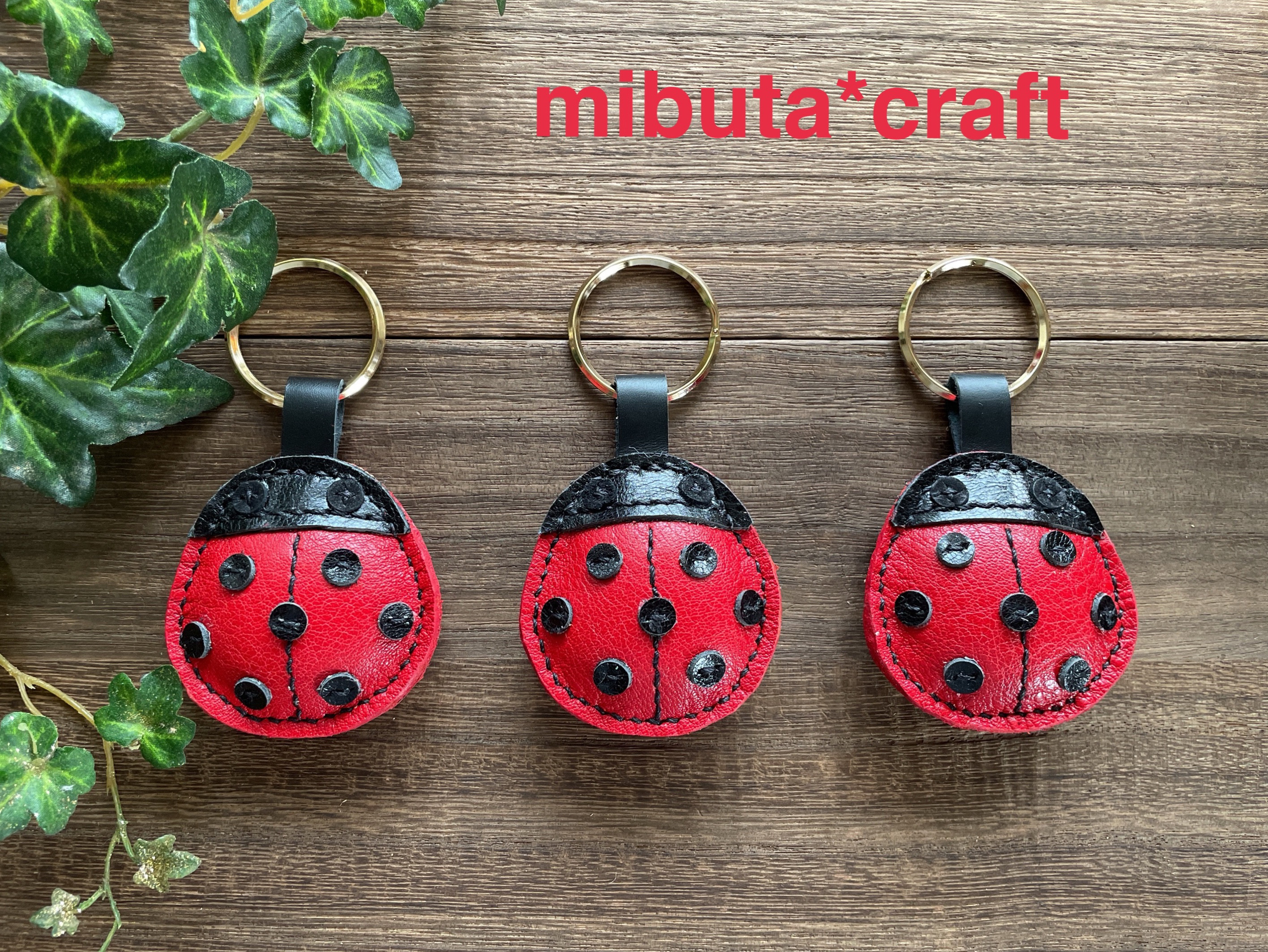てんとう虫のキーホルダー キーリング mibuta 通販｜Creema(クリーマ 