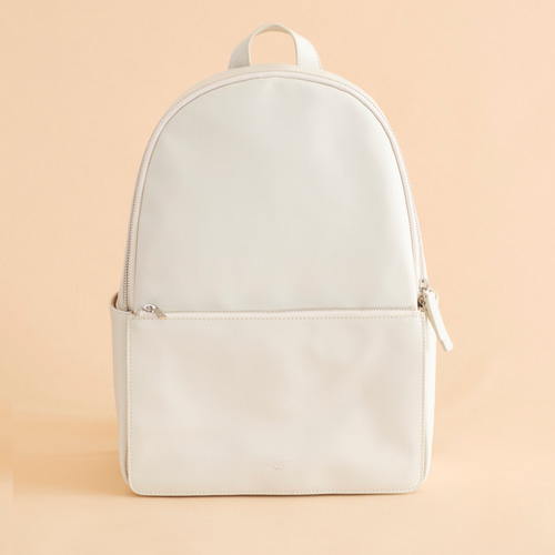 奇跡の一品❣️Apple iBook リュック❣️(未使用です) 廃棄リンゴから生まれたレザーを使用！〉Apple Rucksack