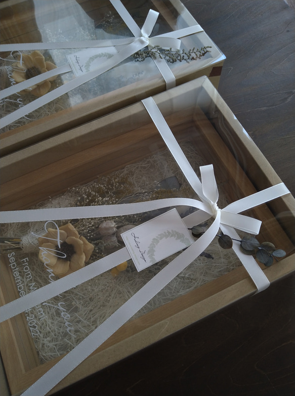 両親贈呈品 フラワーボックス（ナチュラルブーケ/パープルガーベラ）結婚祝 子育て感謝状  結婚式  母の日フラワーギフト 7枚目の画像