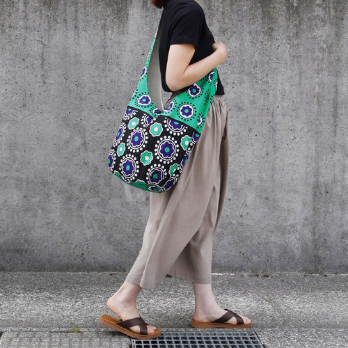 アフリカンファブリック ショルダーバッグ ボックス型 バッグ