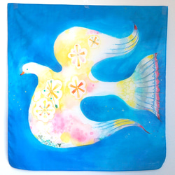水彩画のスカーフハンカチ「青を満たす鳥」 1枚目の画像